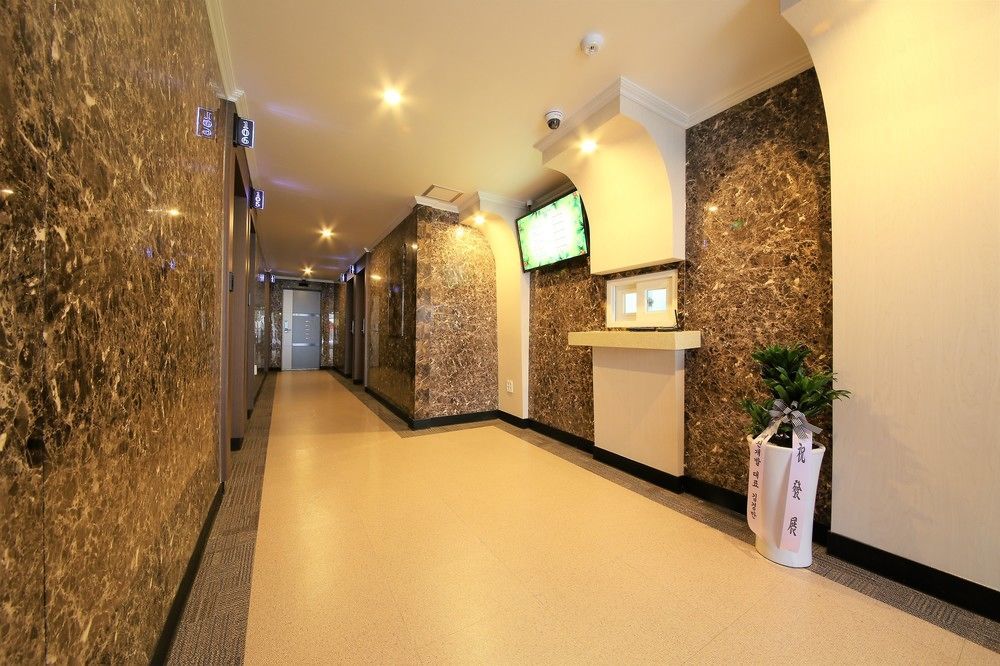 The 7 Hotel Pohang Exterior foto